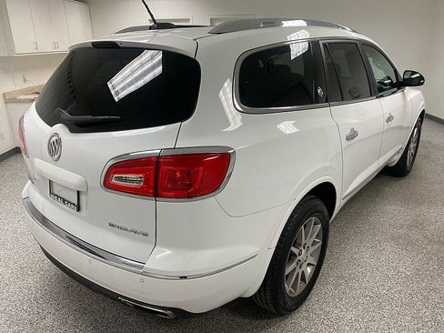 Used 2017 Buick Enclave Leather image 5