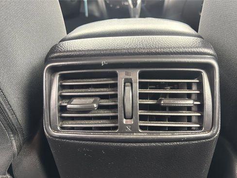 Used 2021 Nissan Rogue Sport S FWD image 25