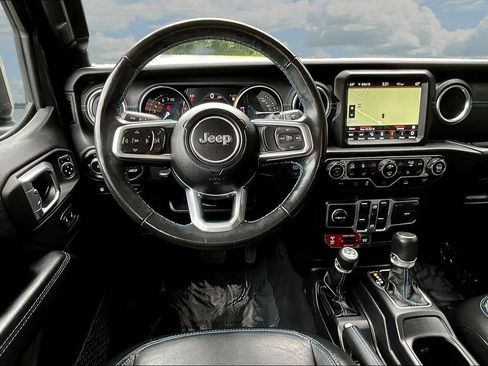 Used 2022 Jeep Wrangler Unlimited Rubicon 4xe w/ Steel Bumper Group AWD/4WD image 10