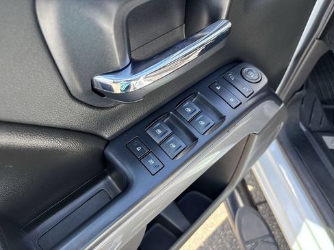 Certified 2018 Chevrolet Silverado 1500 LT w/ All Star Edition AWD/4WD image 26