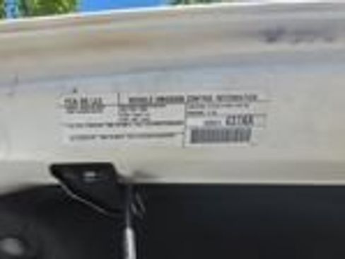 Used 2022 Jeep Wrangler Unlimited Sahara AWD/4WD image 24