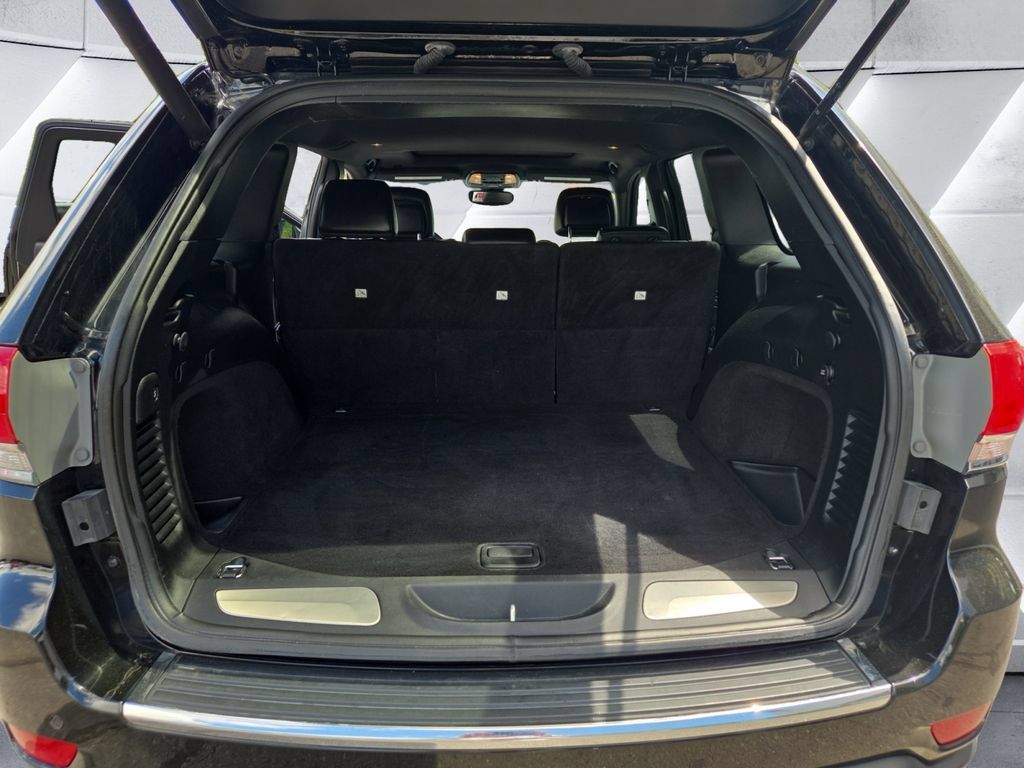 Certified 2019 Jeep Grand Cherokee Limited AWD/4WD image 13