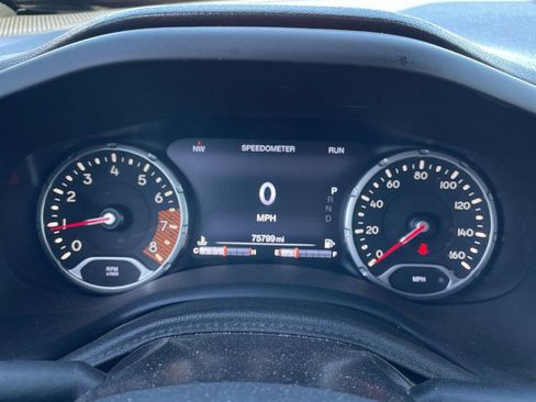 Used 2020 Jeep Renegade Altitude AWD/4WD image 11