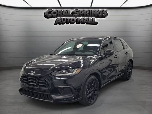 Certified 2025 Honda HR-V Sport image 3