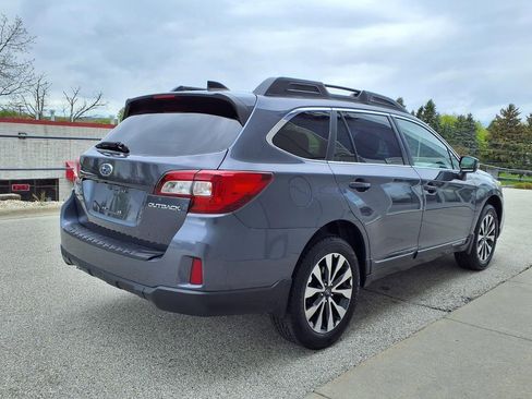 Used 2016 Subaru Outback 2.5i Limited AWD/4WD image 5