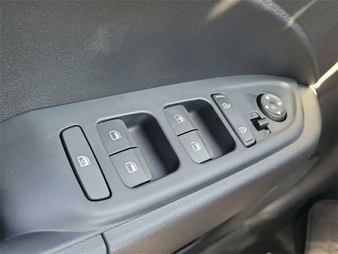 New 2026 Hyundai Venue SE image 14