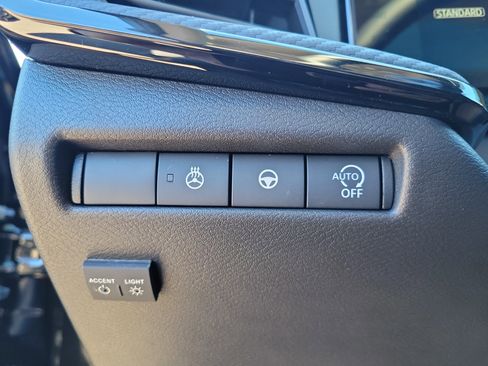 New 2026 Nissan Kicks SR w/ SR Premium Package image 23