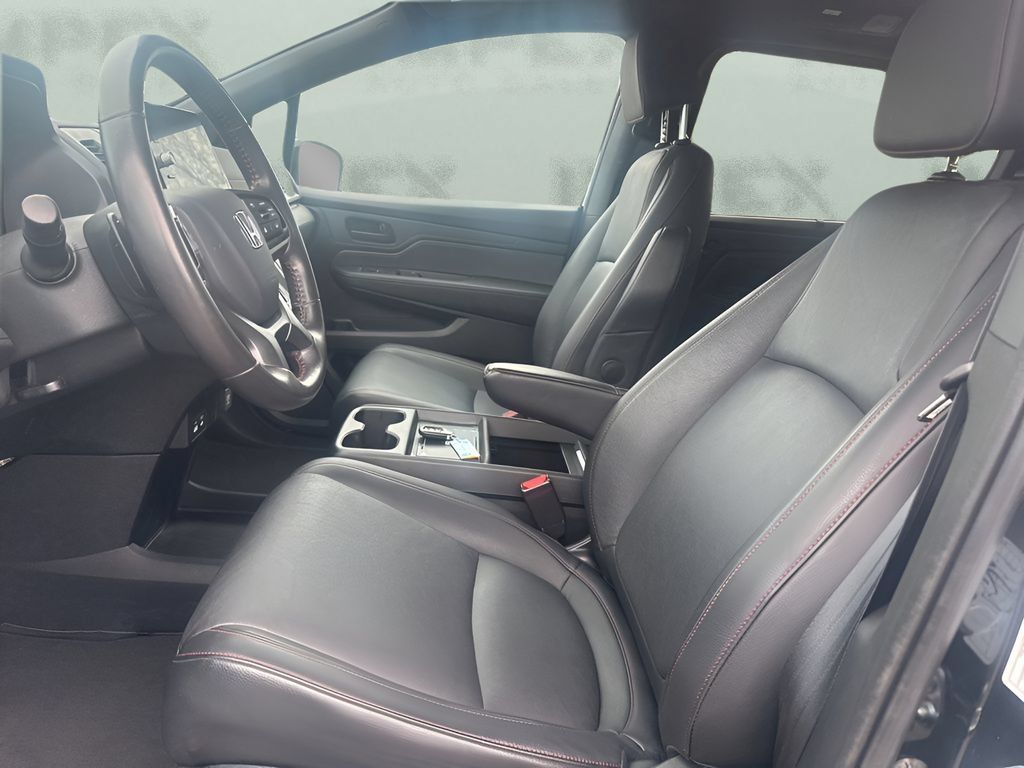 Used 2025 Honda Odyssey Sport-L image 9