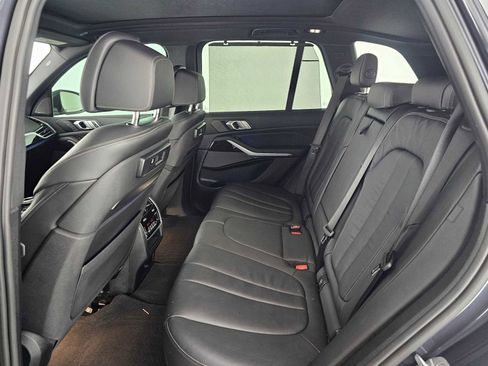 Used 2019 BMW X5 xDrive40i w/ Premium Package AWD/4WD image 16