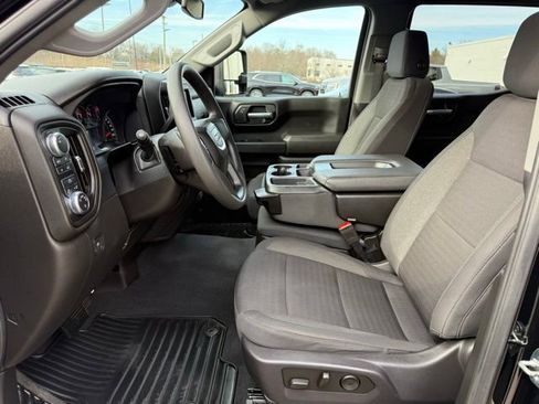 Used 2023 GMC Sierra 1500 Pro w/ Graphite Edition image 13