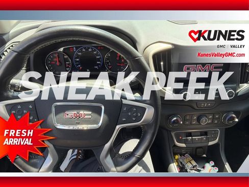 Used 2022 GMC Terrain Denali AWD/4WD image 7