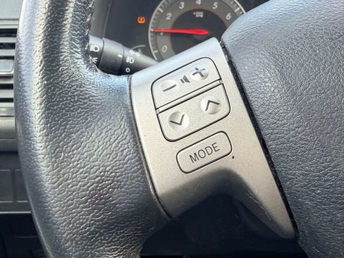 Used 2010 Toyota Corolla image 25