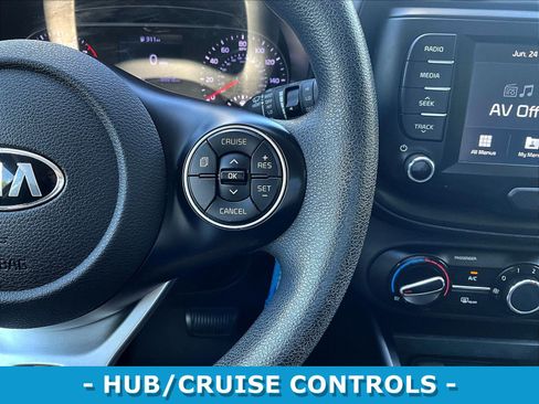 Used 2020 Kia Soul LX FWD image 11