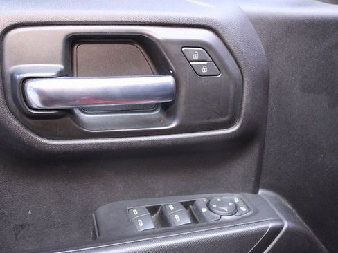 Used 2020 Chevrolet Silverado 1500 Custom Trail Boss image 15