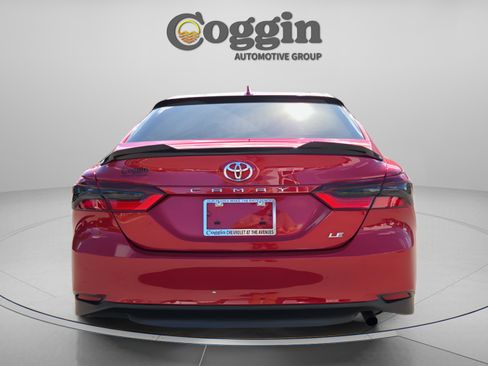 Used 2024 Toyota Camry LE image 5