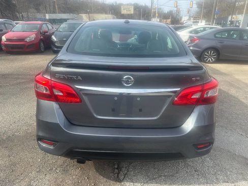 Used 2019 Nissan Sentra SR w/ Premium Package (SR) image 6