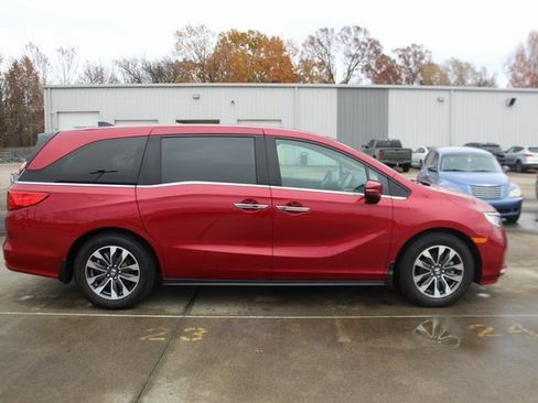 Used 2022 Honda Odyssey EX-L image 5
