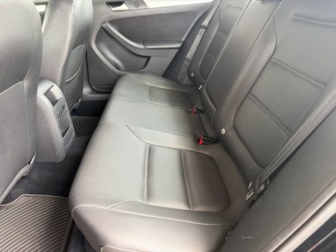 Used 2014 Volkswagen Jetta SE FWD image 10
