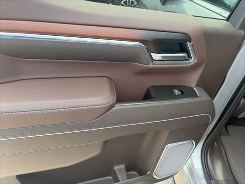 New 2026 GMC Sierra 1500 Denali w/ Denali Reserve Package AWD/4WD image 12