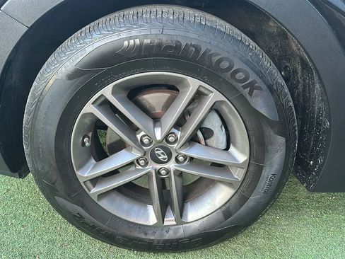 Used 2017 Hyundai Santa Fe Sport w/ 2.4L Tech Package 04 image 47