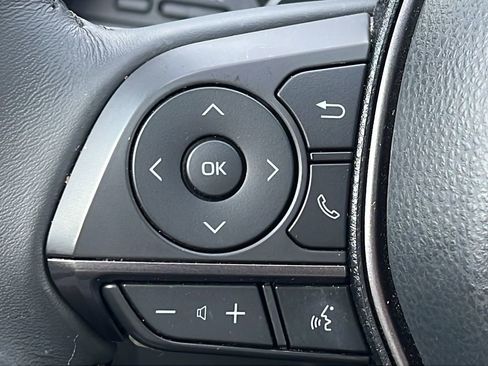 Used 2024 Toyota Camry SE FWD image 18
