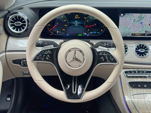 Used 2023 Mercedes-Benz E 450 Coupe image 22