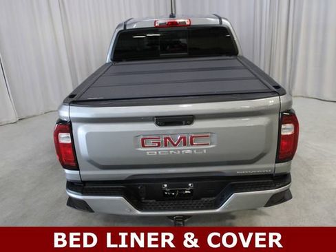 Used 2026 GMC Canyon Denali AWD/4WD image 2