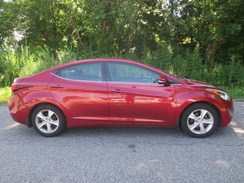 Used 2016 Hyundai Elantra Value Edition FWD image 11