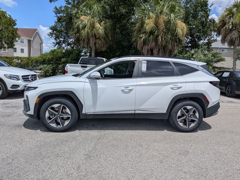 Used 2025 Hyundai Tucson SEL AWD/4WD image 7