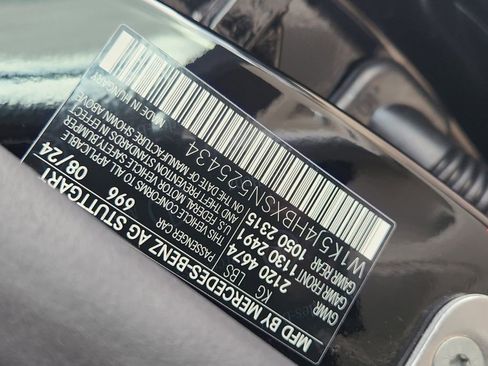 Used 2025 Mercedes-Benz CLA 250 4MATIC image 30