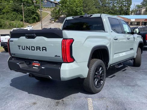 New 2026 Toyota Tundra SR5 AWD/4WD image 3