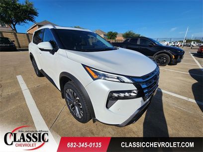 Used 2025 Nissan Rogue SL w/ Tech Package
