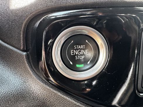 Used 2024 Chevrolet Silverado 1500 LTZ AWD/4WD image 22