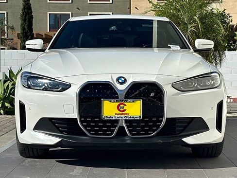 Used 2023 BMW i4 eDrive35 w/ Premium Package RWD image 8