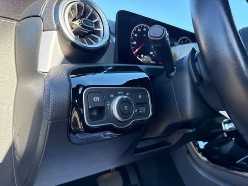 Used 2025 Mercedes-Benz CLA 250 4MATIC image 25