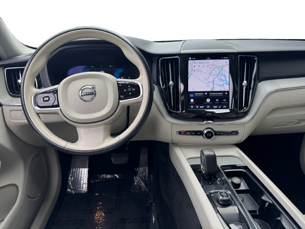 Certified 2024 Volvo XC60 B5 Plus w/ Protection Package Premier AWD/4WD image 23