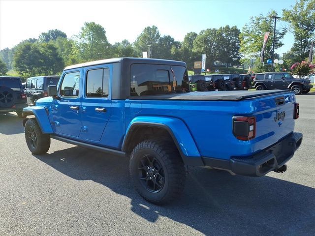 Used 2025 Jeep Gladiator Sport AWD/4WD image 8