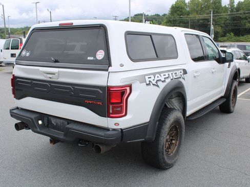 Used 2018 Ford F150 Raptor w/ Equipment Group 802A Luxury AWD/4WD image 6