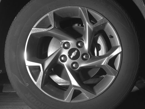 Used 2025 Chevrolet Trax LT FWD image 13
