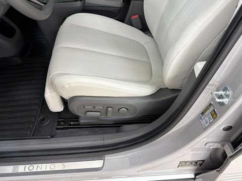 Used 2026 Hyundai Ioniq 5 Limited RWD image 14