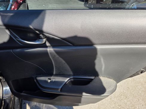 Used 2018 Honda Civic Si image 11