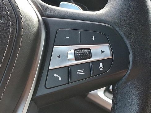 Used 2022 BMW X5 xDrive40i w/ Premium Package image 25