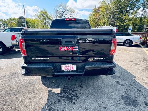 Used 2017 GMC Sierra 1500 Denali AWD/4WD image 11