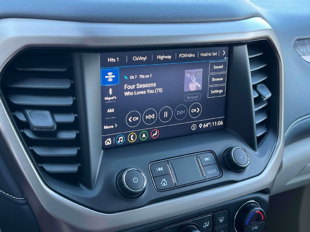 Certified 2020 GMC Acadia Denali w/ Technology Package FWD image 35