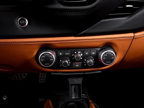 Used 2018 Ferrari 488 Spider RWD image 46