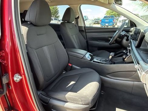 Used 2025 Hyundai Tucson SEL FWD image 30