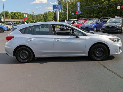 Used 2018 Subaru Impreza 2.0i AWD/4WD image 2