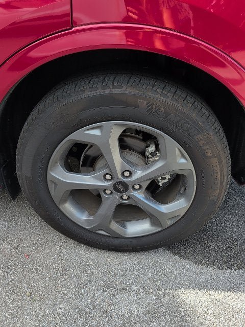 Certified 2023 Ford Escape ST-Line w/ Tech Pack #1 AWD/4WD image 17