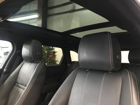 Used 2023 Land Rover Range Rover Velar S image 23