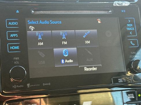 Used 2017 Toyota Prius Three Touring image 22